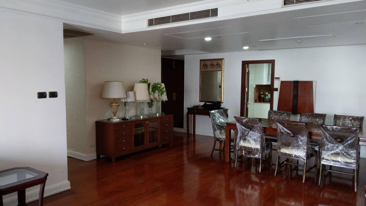 For SaleCondoWitthayu, Chidlom, Langsuan, Ploenchit : 2-BR Condo at All Seasons Mansion Condominium near BTS Phloen Chit (756847)
