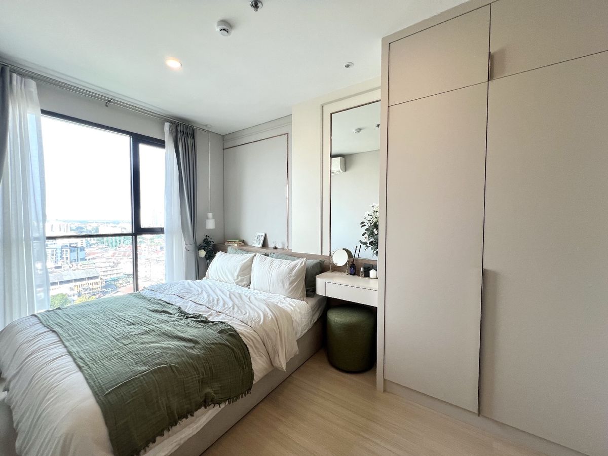 For SaleCondoKasetsart, Ratchayothin : 🤩🌆 Lumphini Park Phahon 32, near BTS Ratchayothin 28 sq.m., 1 bedroom, 1 water, price 3.3 million, watch 📲 095-9299924 (K. Benz)