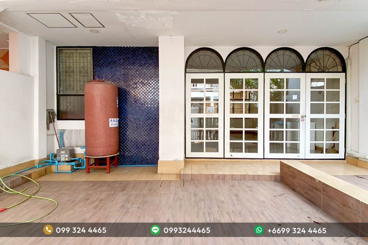For RentHouseSukhumvit, Asoke, Thonglor : JY-HR407 - For Rent Moobaan Phromit Villa , Detached House, 200 sq.m, 3 Bed, 3 Bath 