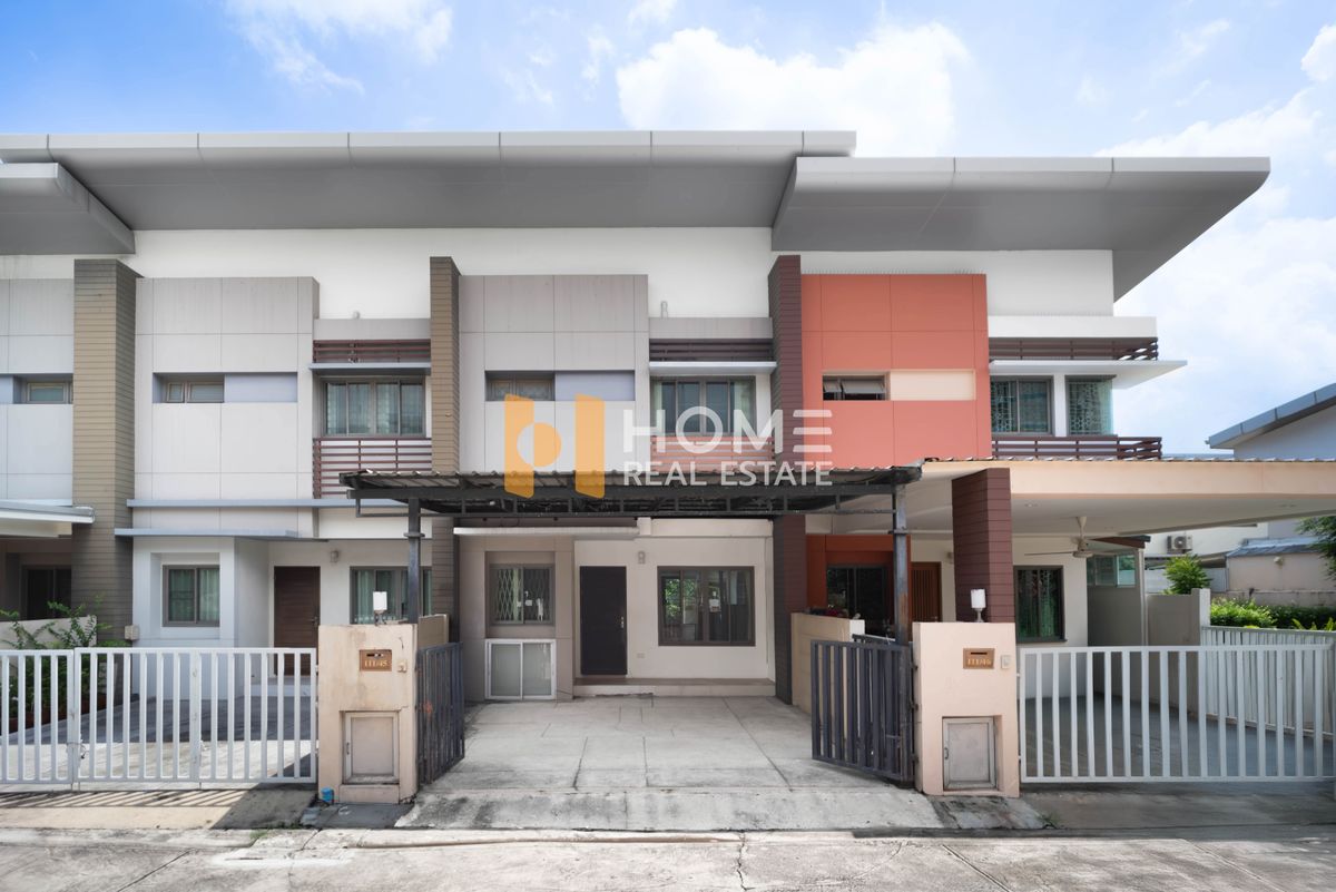 For SaleTownhomeChaengwatana, Muangthong : Phatra Motown / 3 Bedrooms (Sale), Pattra Mo Town / 3 Bedrooms (SALE) Golf044