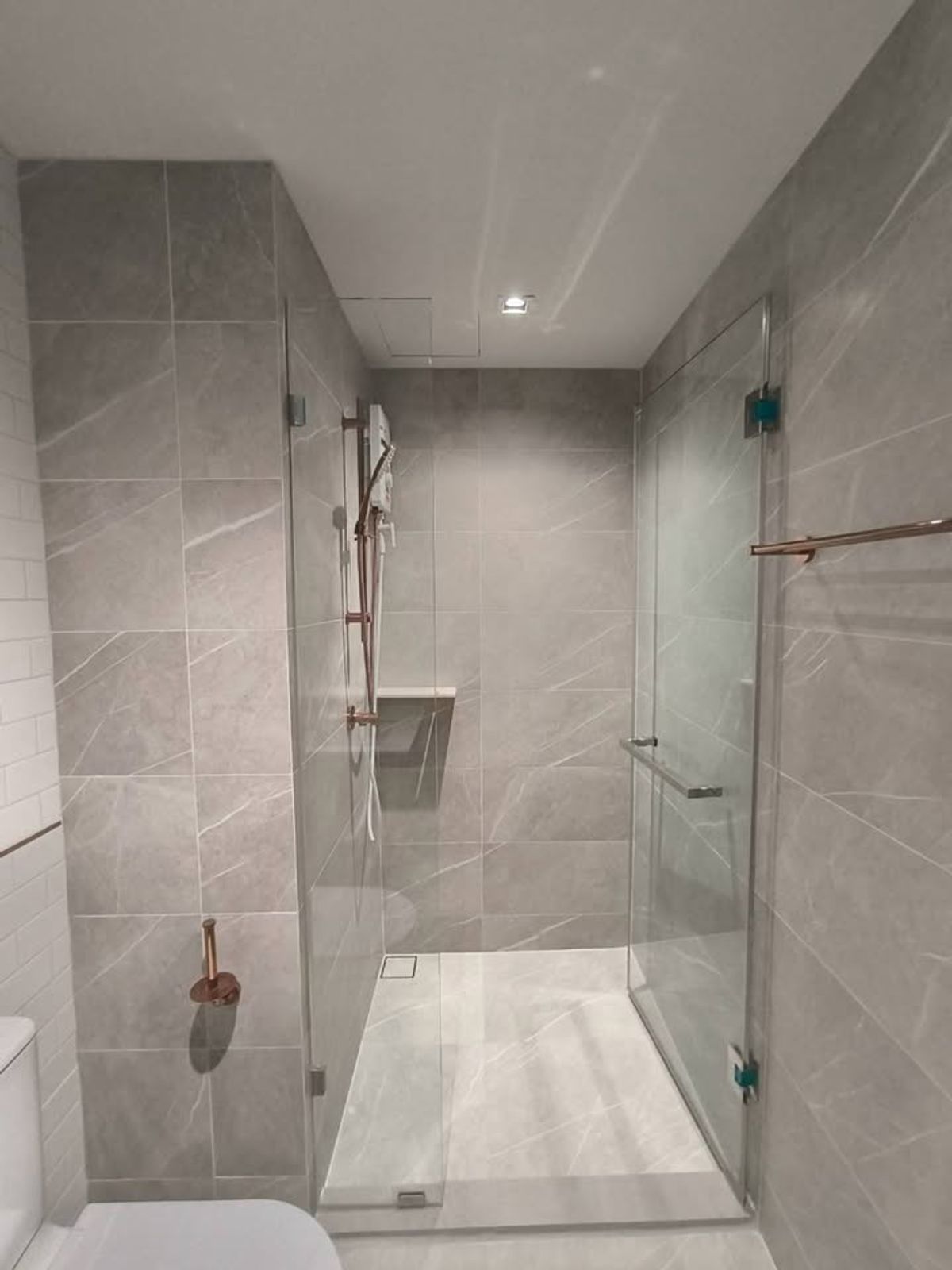 ให้เช่าคอนโดสุขุมวิท อโศก ทองหล่อ : คอนโด Chapter Thonglor 25 ห้องสวย เฟอร์นิเจอร์ครบ พร้อมเช่าอยู่