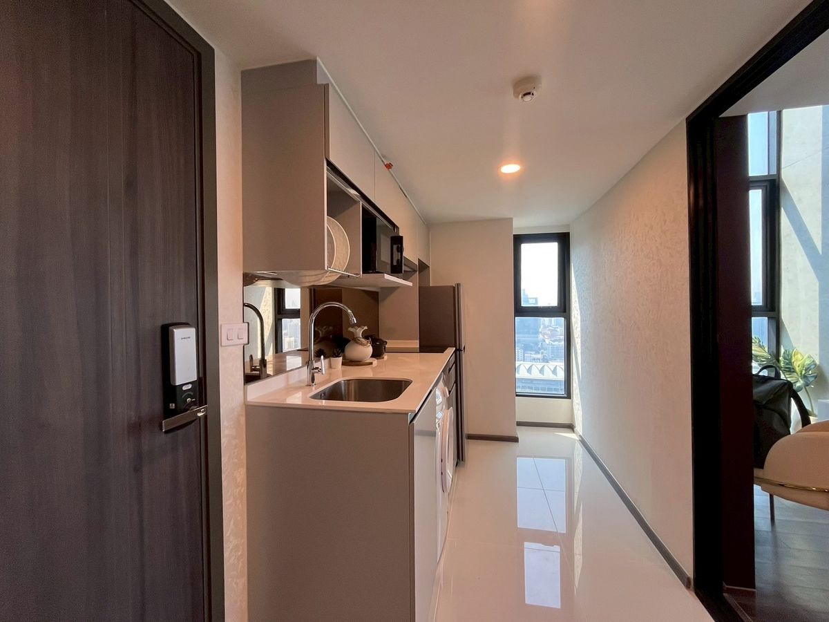 For RentCondoRama9, Petchburi, RCA : New Corner Unit for Rent - 𝐊𝐧𝐢𝐠𝐡𝐭𝐛𝐫𝐢𝐠𝐞 𝐒𝐩𝐚𝐜𝐞 9