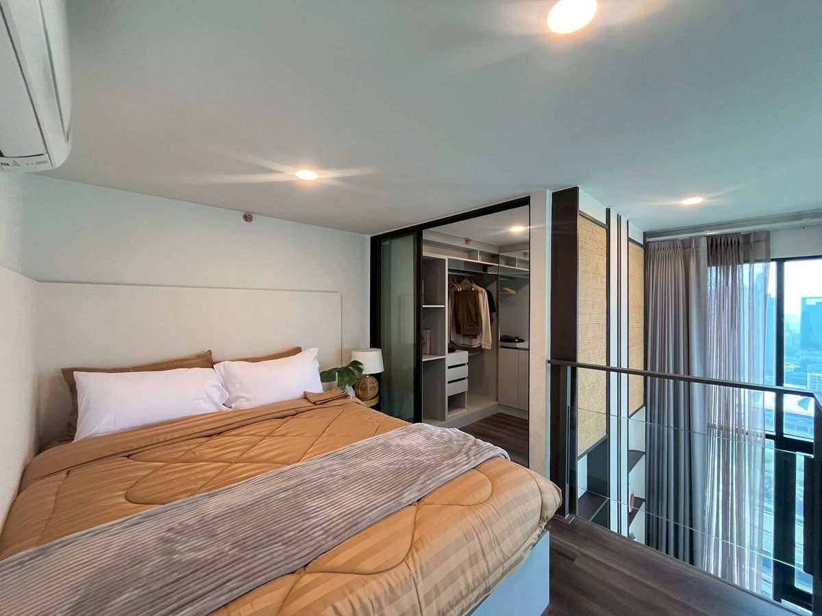 For RentCondoRama9, Petchburi, RCA : New Corner Unit for Rent - 𝐊𝐧𝐢𝐠𝐡𝐭𝐛𝐫𝐢𝐠𝐞 𝐒𝐩𝐚𝐜𝐞 9