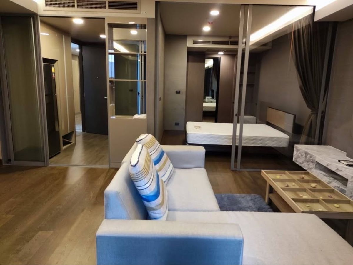 For RentCondoKhlongtoei, Kluaynamthai : Siamese Exclusive Queens for RENT 1 Bedroom is already ready today.