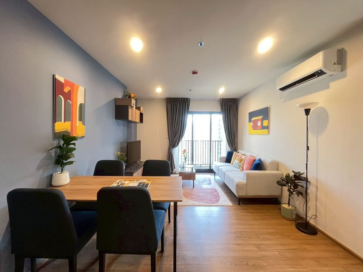 ให้เช่าคอนโดลาดพร้าว เซ็นทรัลลาดพร้าว : 2 Bedroom Corner Unit - The Line Vibe 