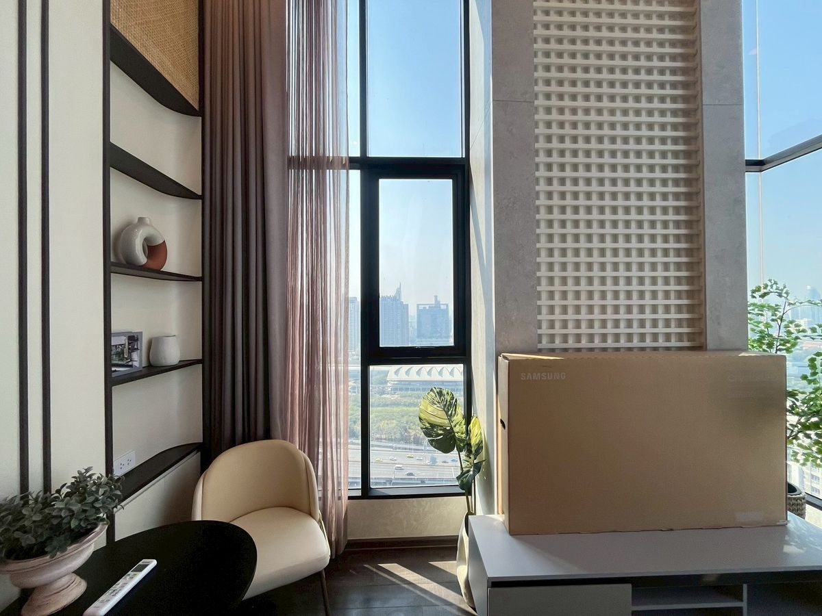 For RentCondoRama9, Petchburi, RCA : New Corner Unit for Rent - 𝐊𝐧𝐢𝐠𝐡𝐭𝐛𝐫𝐢𝐠𝐞 𝐒𝐩𝐚𝐜𝐞 9