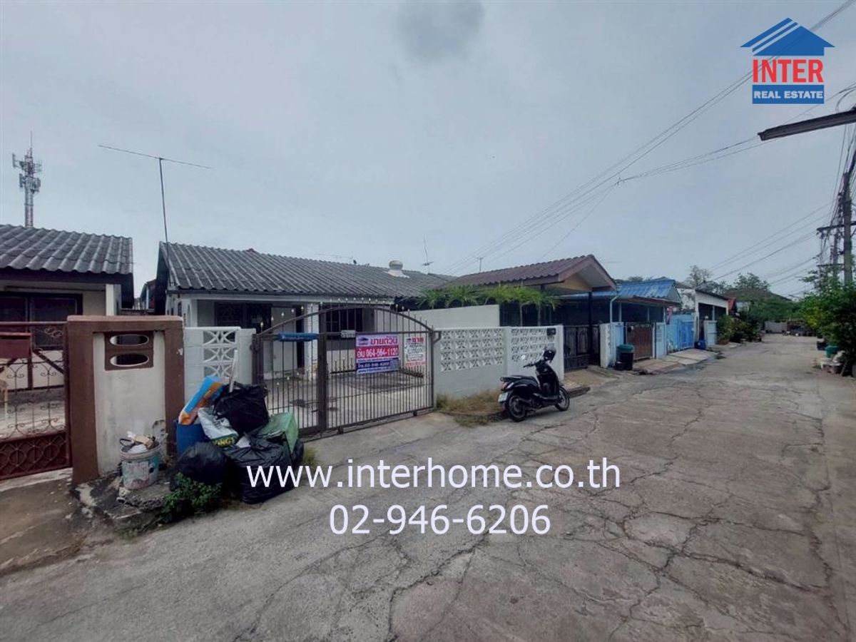 ขายมีนบุรี-ร่มเกล้า : บ้านเเฝด 1 ชั้น 25 ตร.ว. หมู่บ้านเคหะธานี4 ซอยมิสทีน ( ซอยราษฎร์พัฒนา5 ) ถนนรามคำแหง ถนนราษฎร์พัฒนา เขตบางกะปิ กรุงเทพมหานคร