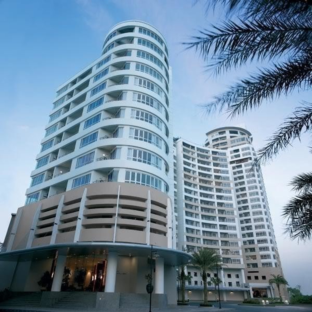 ขายคอนโดพระราม 3 สาธุประดิษฐ์ : ขาย  คอนโด River Heaven  บนถนนเจริญนคร  ริมแม่น้ำเจ้าพระยา