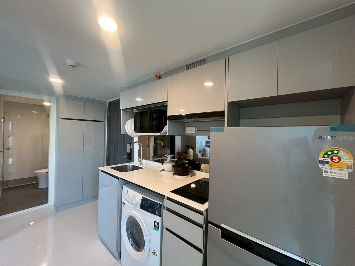 For RentCondoRama9, Petchburi, RCA : New Corner Unit for Rent - 𝐊𝐧𝐢𝐠𝐡𝐭𝐛𝐫𝐢𝐠𝐞 𝐒𝐩𝐚𝐜𝐞 9