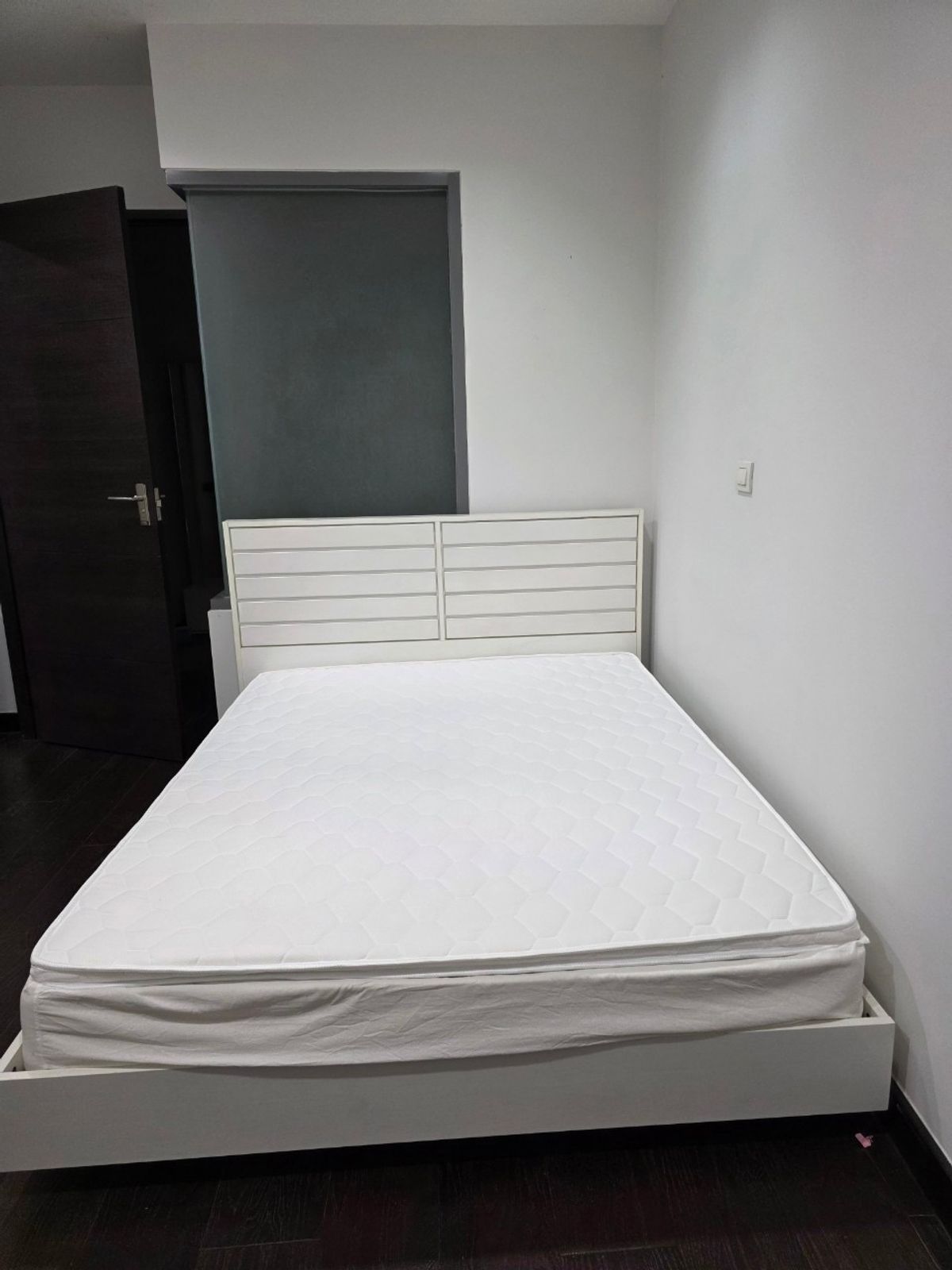 For RentCondoRatchathewi,Phayathai : The price is very good !! Renting urgently, IDEO Q Phayathai Size 40SQM (1Bedroom/1Bathroom), 3X floor at 20,000 baht/month.
