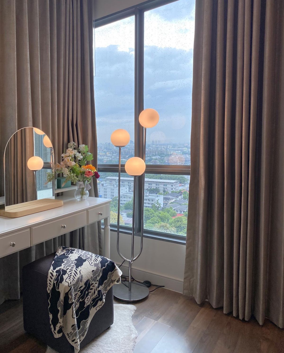 For SaleCondoOnnut, Udomsuk : Condo for sale, The Room Sukhumvit 62 BTS Punnawithi. Interested in negotiating @condobkk (with @) Code H32343