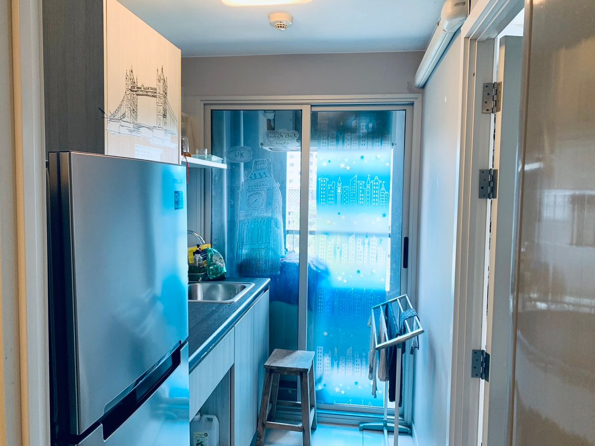 For SaleCondoThaphra, Talat Phlu, Wutthakat : Urgent sale, the cheapest price, near the electric train, carrying the luggage straight away