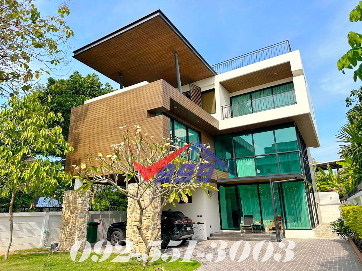 ให้เช่าบ้านลาดพร้าว เซ็นทรัลลาดพร้าว : ให้เช่า บ้านเดี่ยว 3 ชั้น เนื้อที่ 120 ตร.วา. สไตล์โมเดิร์น ห้วยขวาง ลาดพร้าว รัชดา