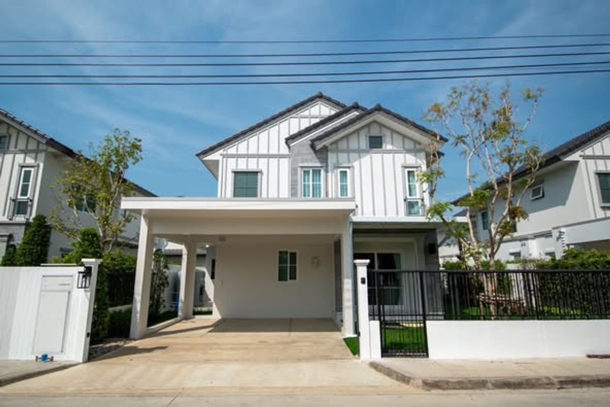 ให้เช่าบ้านบางนา แบริ่ง ลาซาล : RL-113  ให้เช่า บ้านเดี่ยว วิลลาจจิโอ 3 ศรีนครินทร์-บางนา (Villaggio 3 Srinakarin-Bangna) ขนาด 56  ตร.ว. บ้านหน้าสวน  เป็นส่วนตัว  ใกล้ Mega & Ikea บางนา