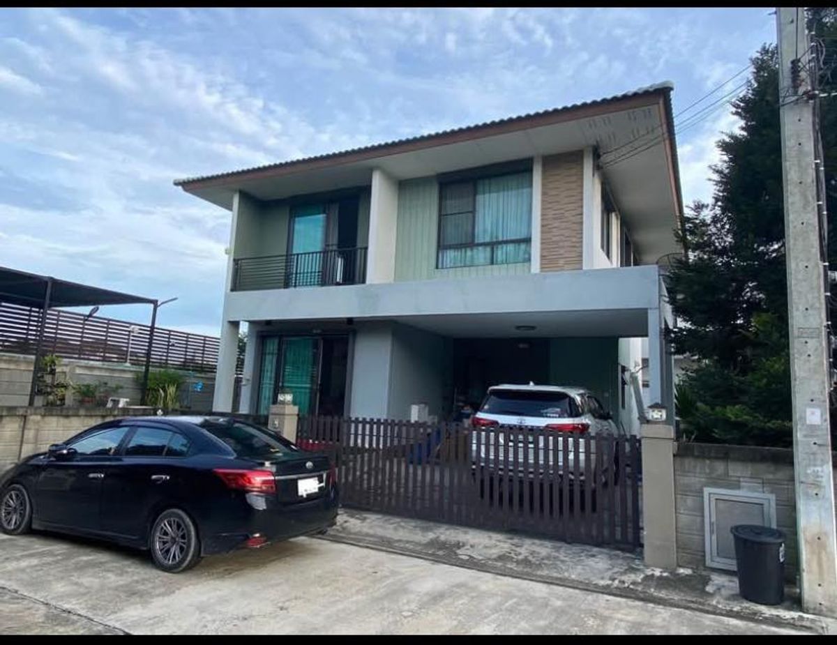 ให้เช่าบ้านลาดกระบัง สุวรรณภูมิ : บ้านเดี่ยว 2 ชั้น พร้อมเฟอร์นิเจอร์ ตกแต่งสวยงาม ให้เช่า ย่านกิ่งแก้ว-บางพลี ใกล้แม็คโคร บางพลี เพียง 1.8 กม.