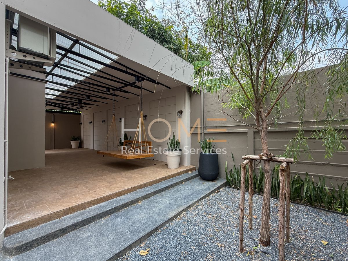 For SaleHousePattanakan, Srinakarin : Noble Tara Phatthanakan / 3 Bedrooms (Sale), NOBLE TARA PATTANAKARN / 3 Bedrooms (For Sale) Palm845