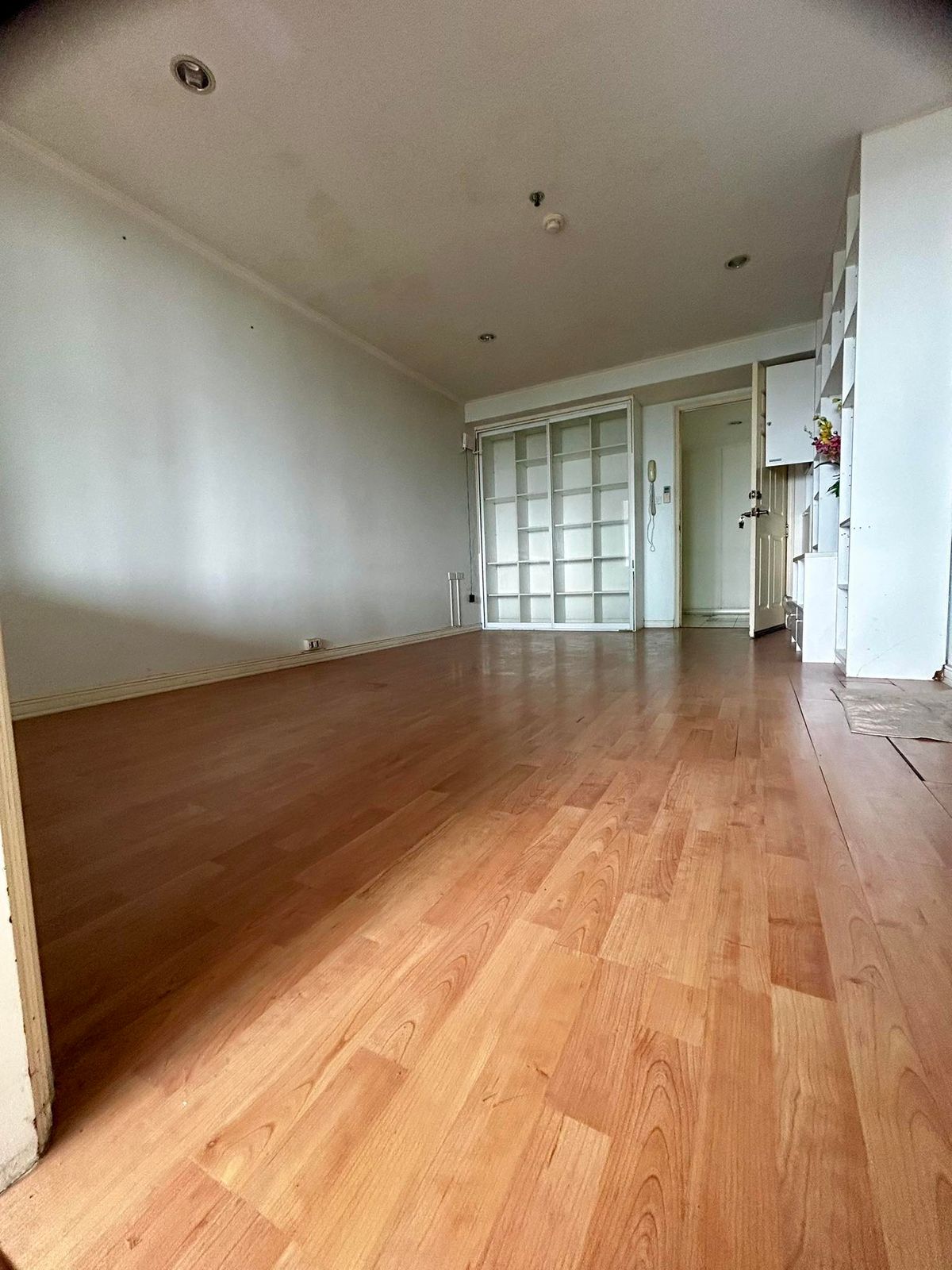 For SaleCondoOnnut, Udomsuk : Big, beautiful room, new renovated Very good price.