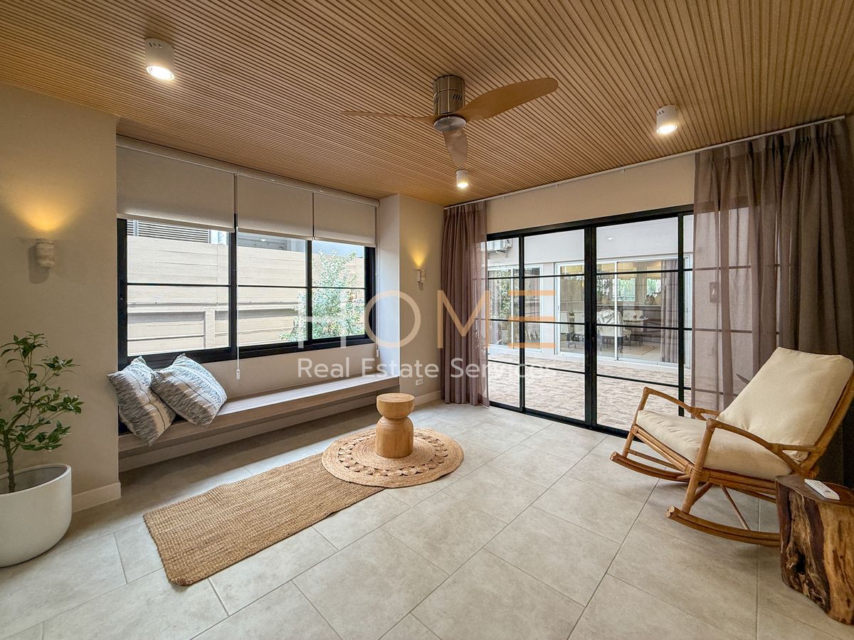 For SaleHousePattanakan, Srinakarin : Noble Tara Phatthanakan / 3 Bedrooms (Sale), NOBLE TARA PATTANAKARN / 3 Bedrooms (For Sale) Palm845