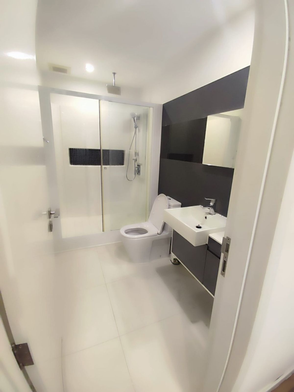 For SaleCondoOnnut, Udomsuk : Condo for sale, The Room Sukhumvit 62 BTS Punnawithi. Interested in negotiating @condobkk (with @) Code H26698