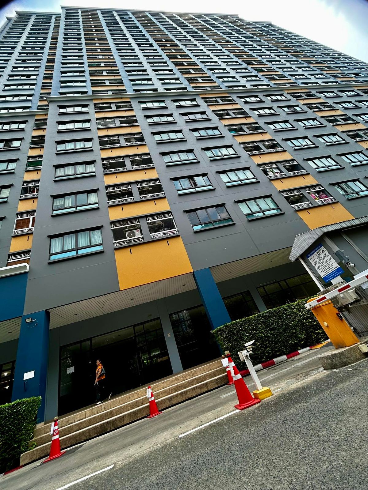 For SaleCondoOnnut, Udomsuk : Big, beautiful room, new renovated Very good price.