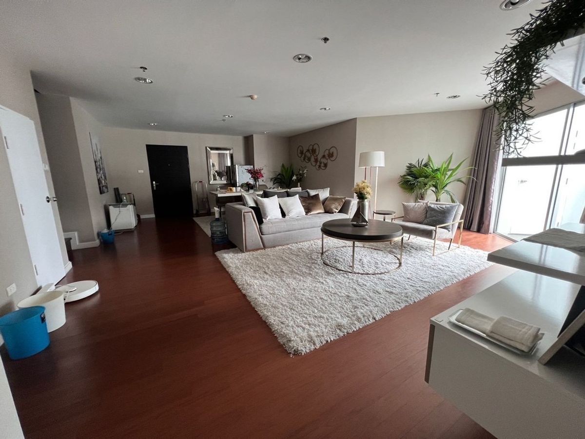 ให้เช่าคอนโดพระราม 9 เพชรบุรีตัดใหม่ RCA : FOR RENT 🔆 Duplex 5BRBelle Grand Rama 9