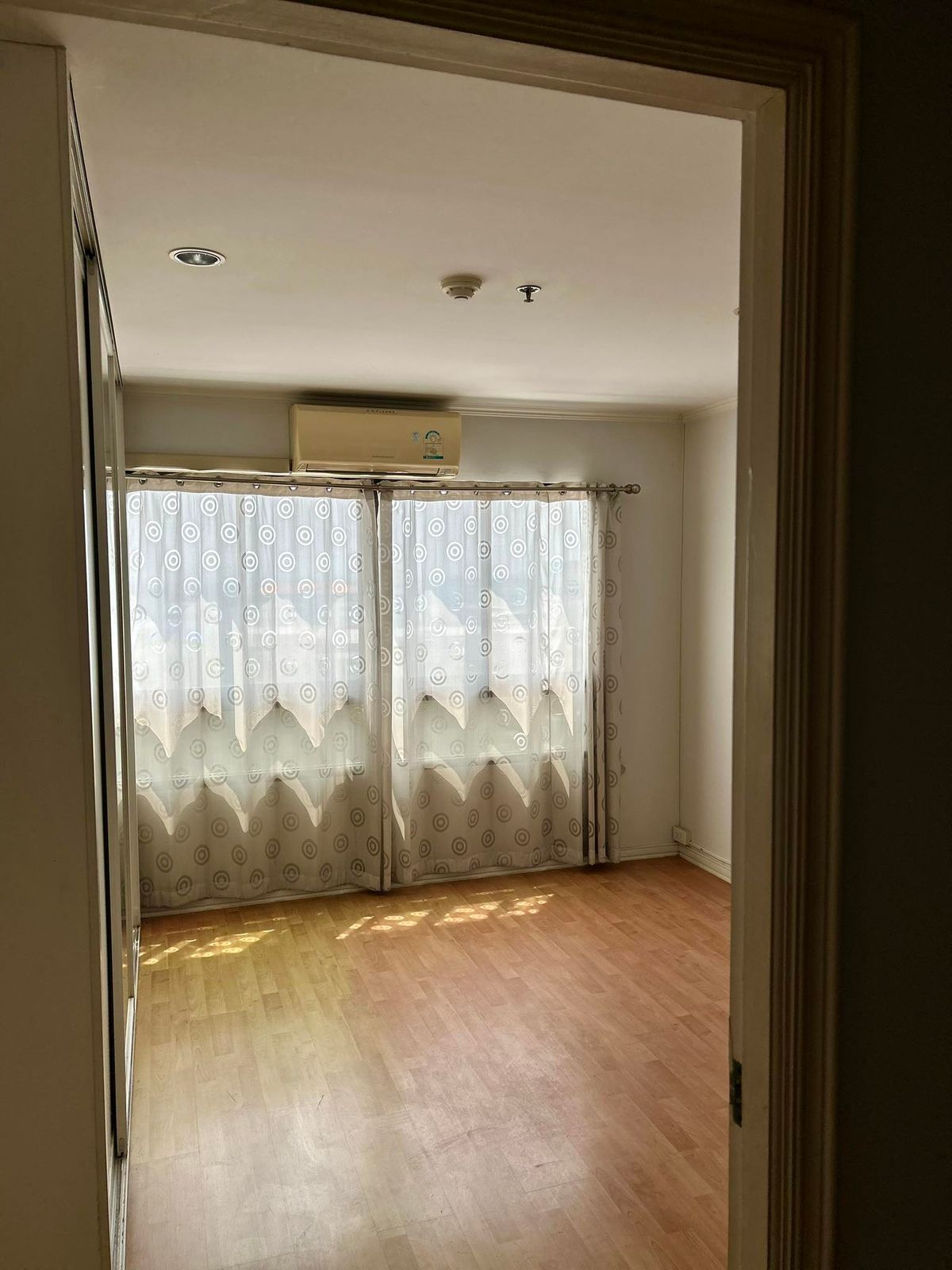 For SaleCondoOnnut, Udomsuk : Big, beautiful room, new renovated Very good price.
