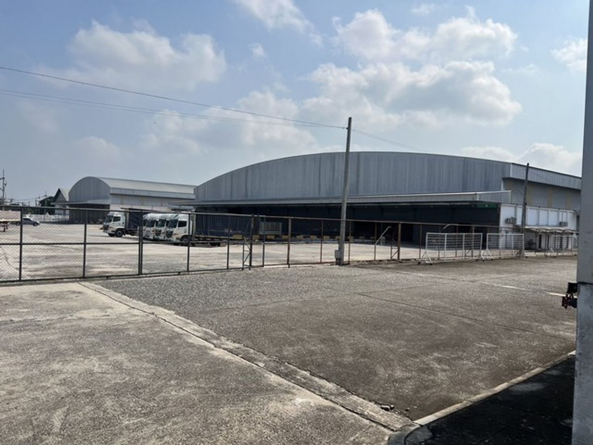 For RentFactoryPattaya, Bangsaen, Chonburi : RK637 for rent, warehouse, starting 4,092 square meters, 15 meters roof, coated with 3 -phase electric dustproof, 250 KVA, Nong Bueng, Ban Bueng, Rong District 4.