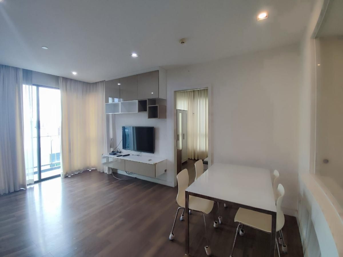 For SaleCondoOnnut, Udomsuk : Condo for sale, The Room Sukhumvit 62 BTS Punnawithi. Interested in negotiating @condobkk (with @) Code H26698