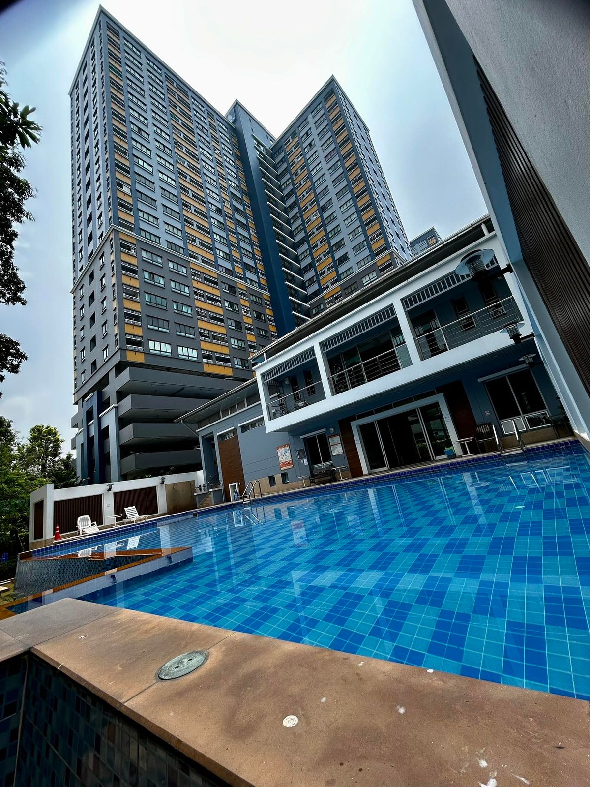 For SaleCondoOnnut, Udomsuk : Big, beautiful room, new renovated Very good price.