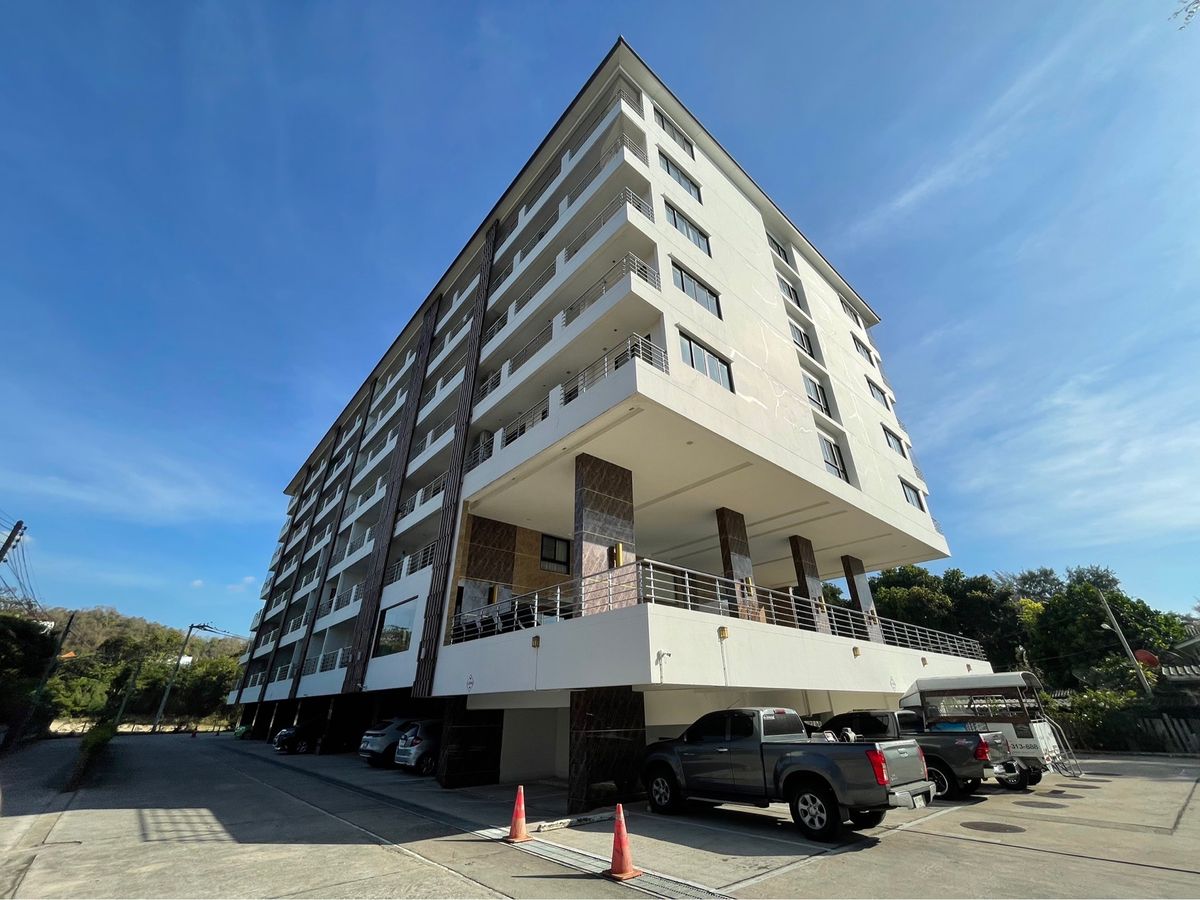 For SaleCondoSriracha Laem Chabang Ban Bueng : Foreigner Quota Condo Golden Coast Sriracha for 2,800,000 baht [#hi1248]