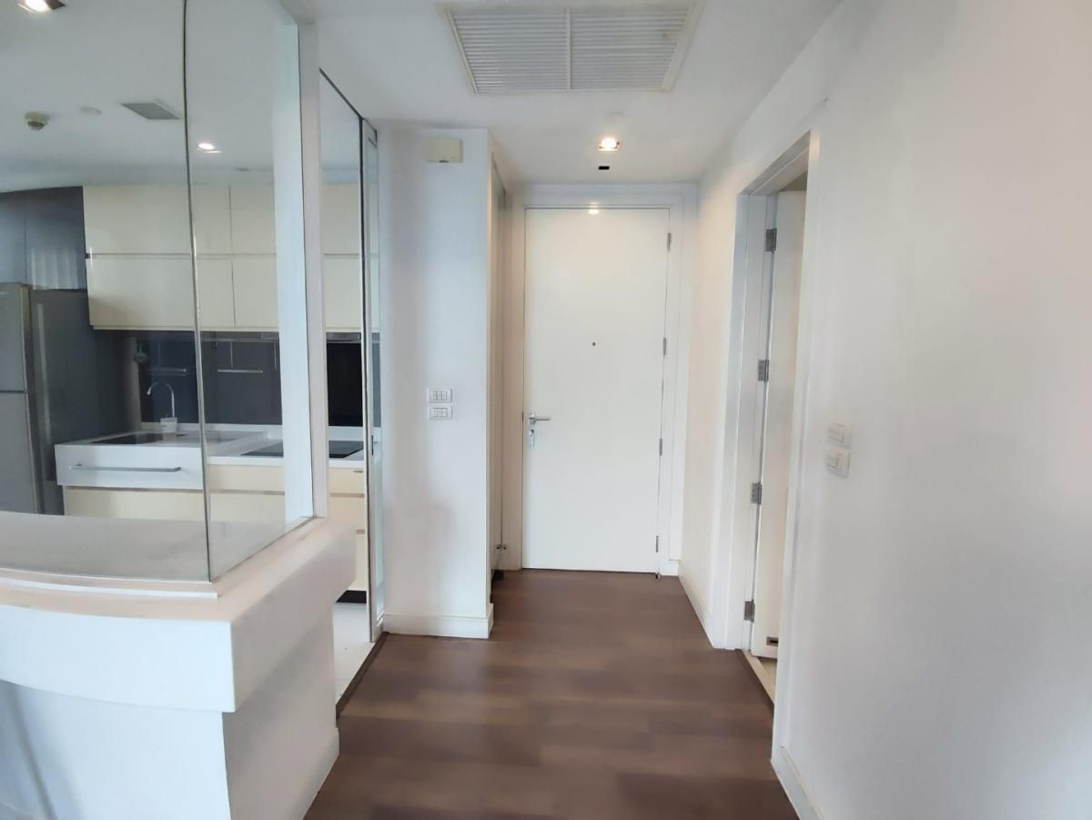 For SaleCondoOnnut, Udomsuk : Condo for sale, The Room Sukhumvit 62 BTS Punnawithi. Interested in negotiating @condobkk (with @) Code H26698