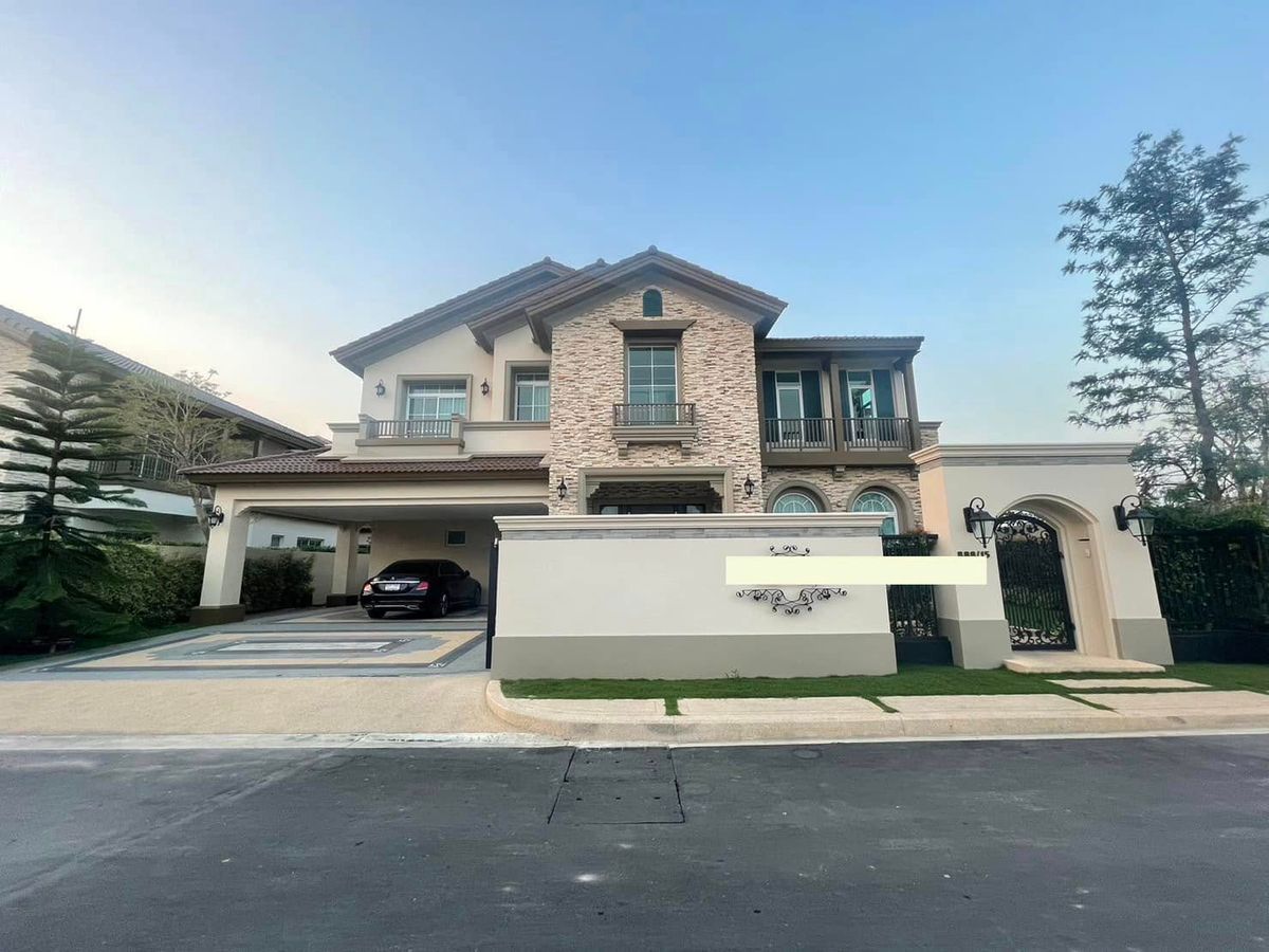 For RentHouseVipawadee, Don Mueang, Lak Si : Luxury house for rent, Nantawan Ram Inthra-Phahonyothin 50, ready to stay in a beautiful house, decorated near the expressway. Very good location.