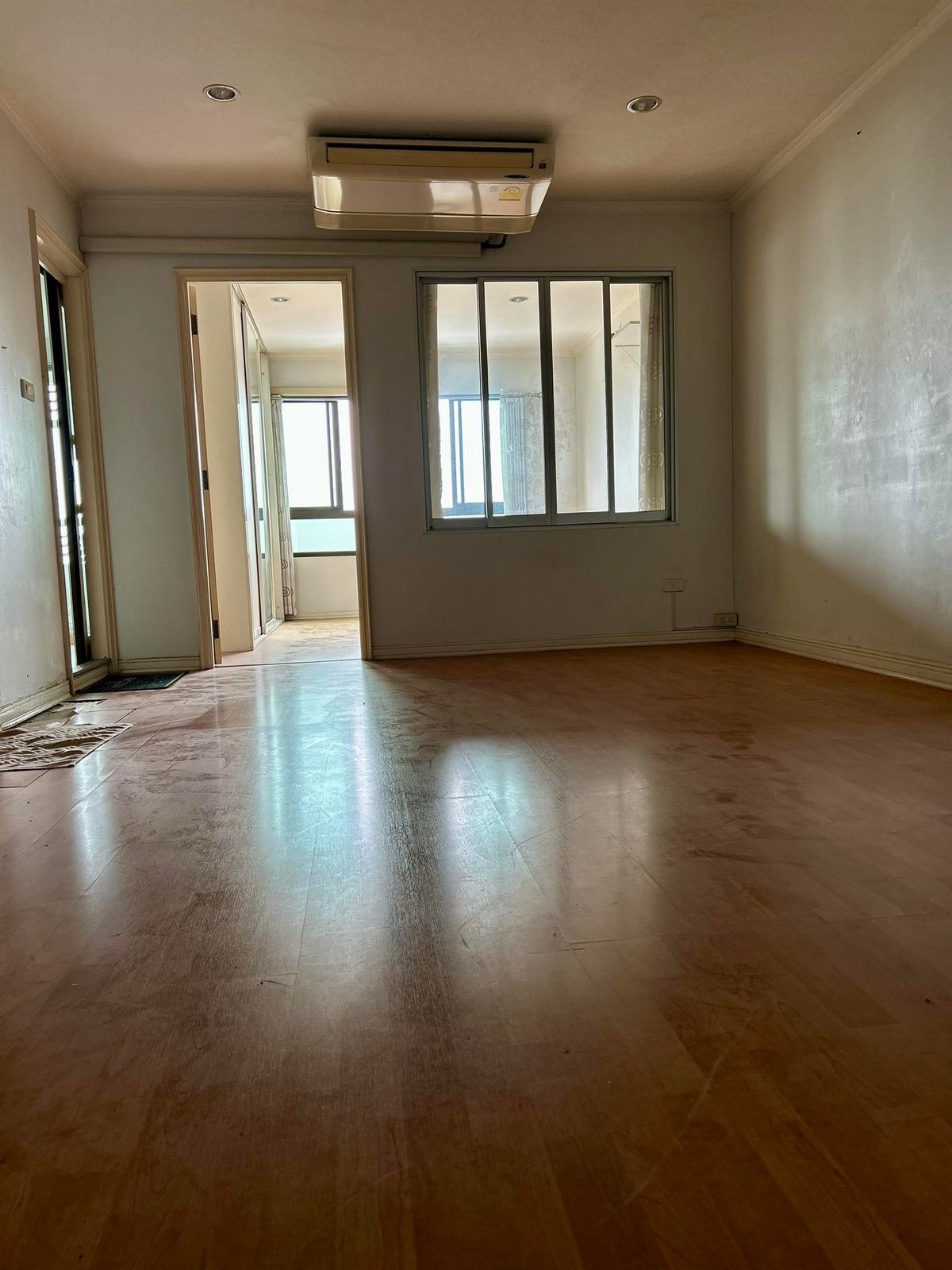 For SaleCondoOnnut, Udomsuk : Big, beautiful room, new renovated Very good price.