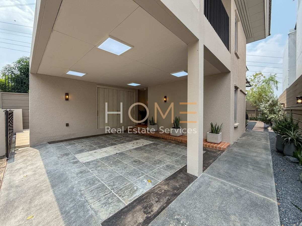 For SaleHousePattanakan, Srinakarin : Noble Tara Phatthanakan / 3 Bedrooms (Sale), NOBLE TARA PATTANAKARN / 3 Bedrooms (For Sale) Palm845