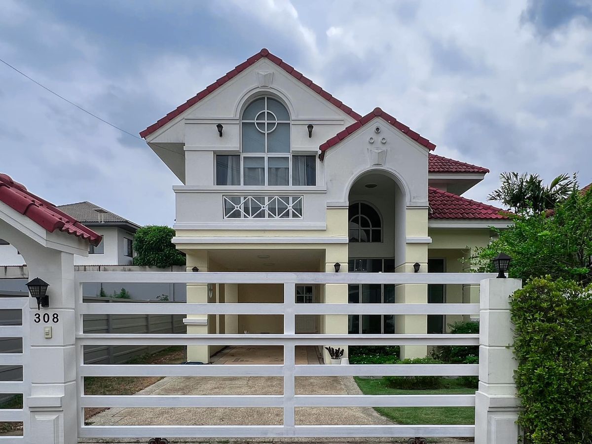 ขายบ้านลาดกระบัง สุวรรณภูมิ : บ้านบารเมษฐ์ เฉลิมพระเกียรติ 62 / 3 ห้องนอน (ขายพร้อมผู้เช่า), Baan Baramed Chalermprakiat 62 / 3 Bedrooms (SALE WITH TENANT) FON008