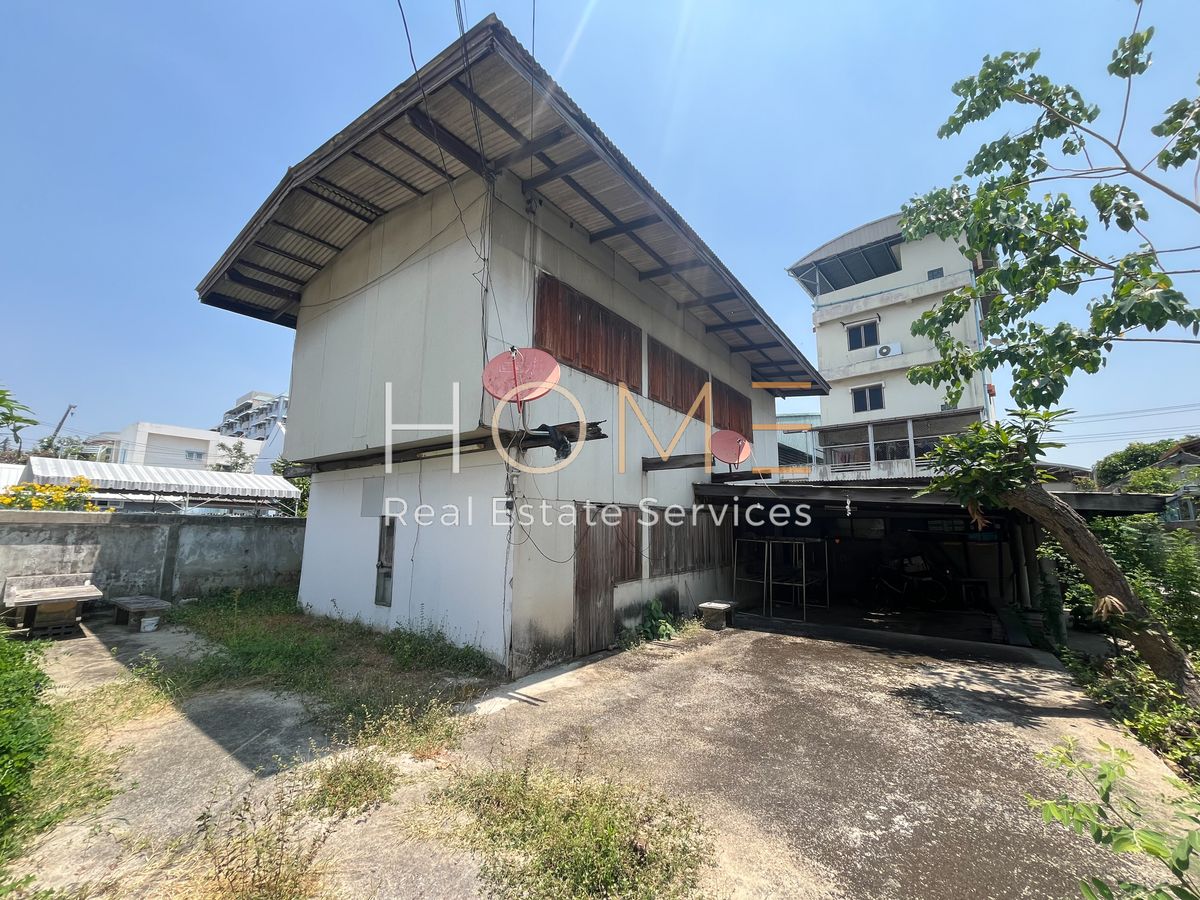 ขายที่ดินโชคชัย4 ลาดพร้าว71 : ที่ดิน 96 ตร.ว. 150 ตร.ม. ลาดพร้าว 69 / (ขาย), Land area 96 Sq.wa. 150 Sq.m. Lat Phrao 69 / (FOR SALE) RUK921