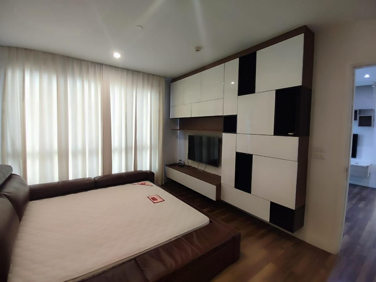 For SaleCondoOnnut, Udomsuk : Condo for sale, The Room Sukhumvit 62 BTS Punnawithi. Interested in negotiating @condobkk (with @) Code H26698