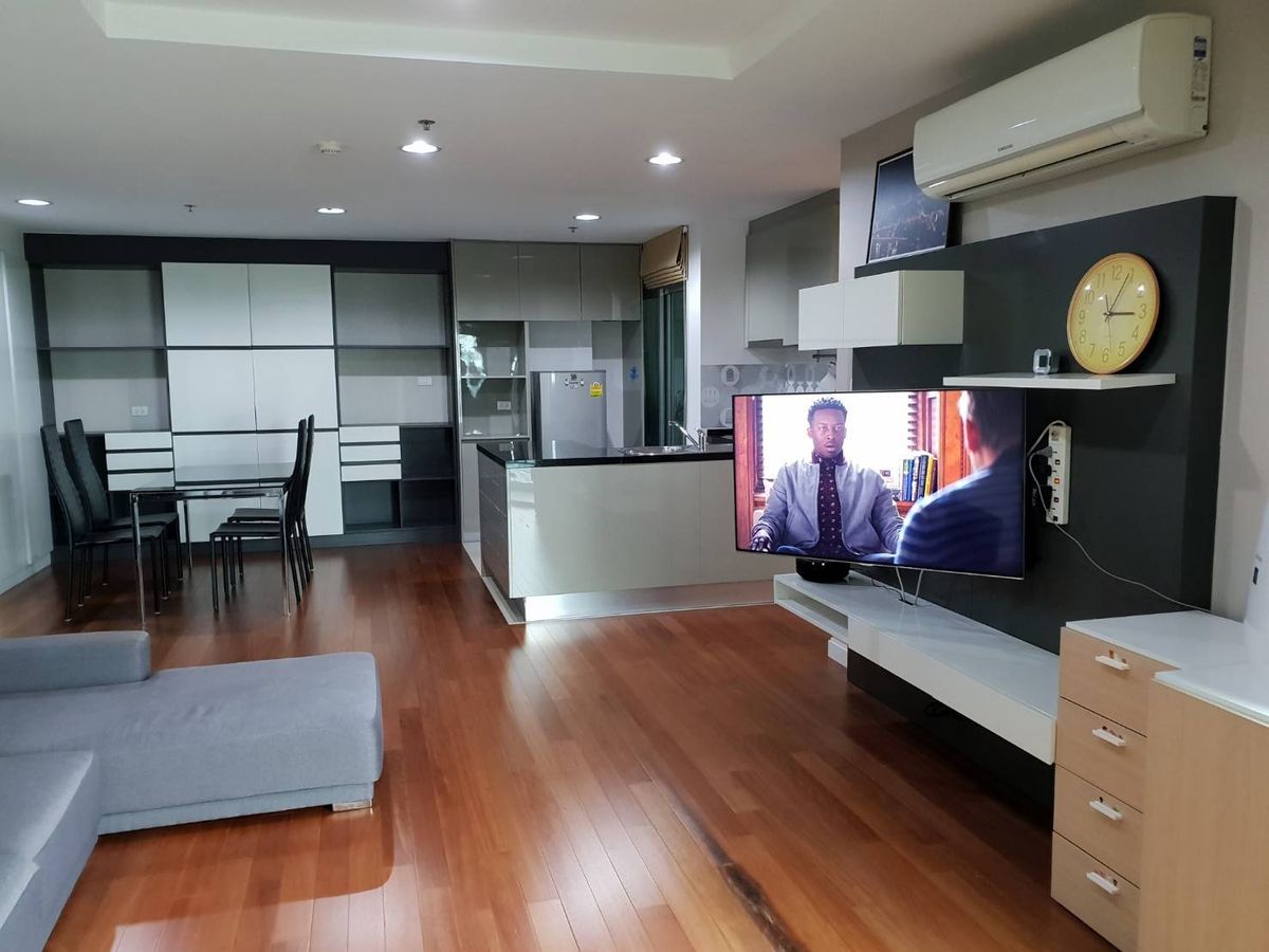 For RentCondoRama9, Petchburi, RCA : 🏙 Belle Grand Rama 9 - Luxurious condo in the heart of Rama 9, beautifully decorated, ready to move in!  📍 1 bedroom | 1 bathroom | Size 47.63 sq.m. 💸 Rent only 23,000 baht/month. Call: 086-746-8882 (K. Cooper)