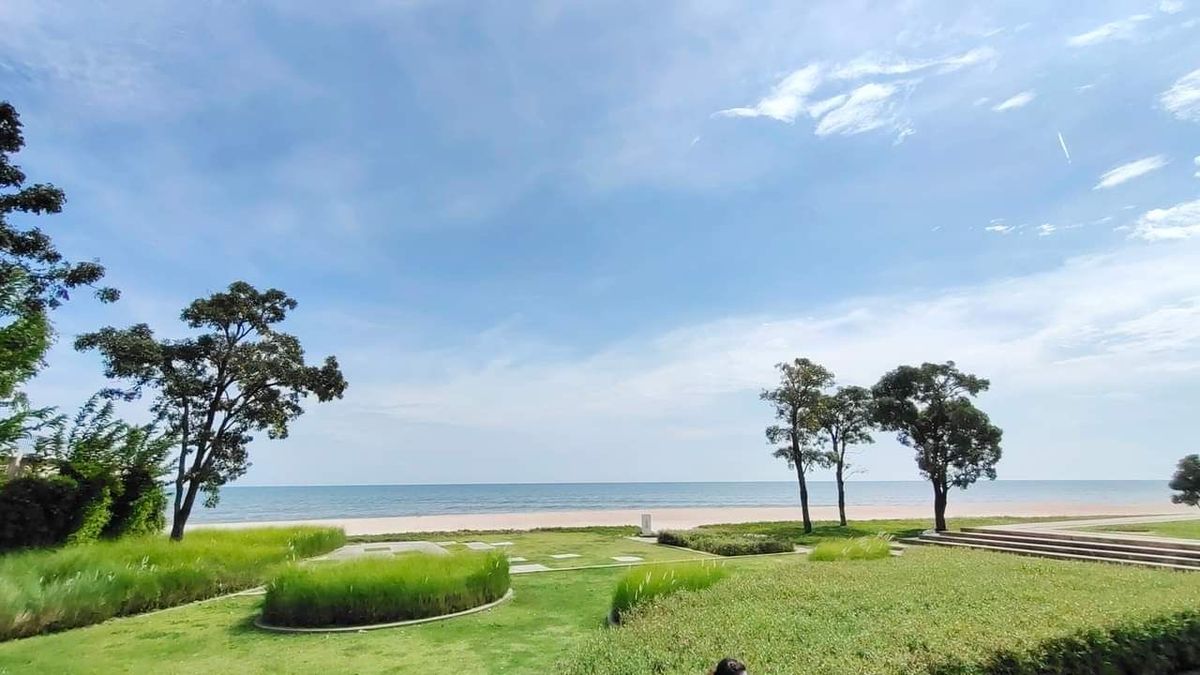 ขายบ้านหัวหิน ประจวบคีรีขันธ์ : 📢👇บ้านพักตากอากาศชายทะเล ชะอำ หัวหิน หาดสวย น้ำใส เพียง 200 เมตร ถึงชายทะเล มีระบบรักษาความปลอดภัยที่ดี เข้าตัวเมืองหัวหินเพียง 15 นาที (หมู่บ้านติดถนนหลักเพชรเกษม)