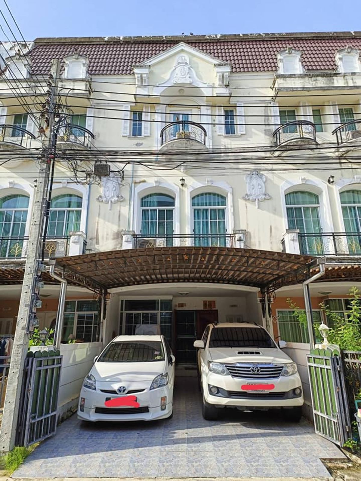 ขายทาวน์โฮมลาดกระบัง สุวรรณภูมิ : เดอะ เมทโทร พระราม 9 / 3 ห้องนอน (ขายพร้อมผู้เช่า), The Metro Rama 9 / 3 Bedrooms (SALE WITH TENANT) FON006