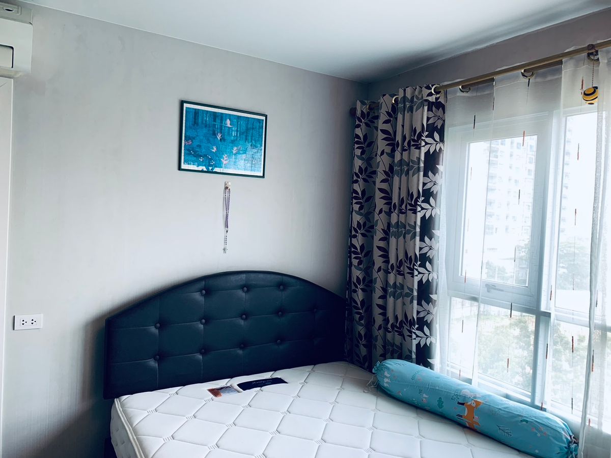 For SaleCondoThaphra, Talat Phlu, Wutthakat : Urgent sale, the cheapest price, near the electric train, carrying the luggage straight away