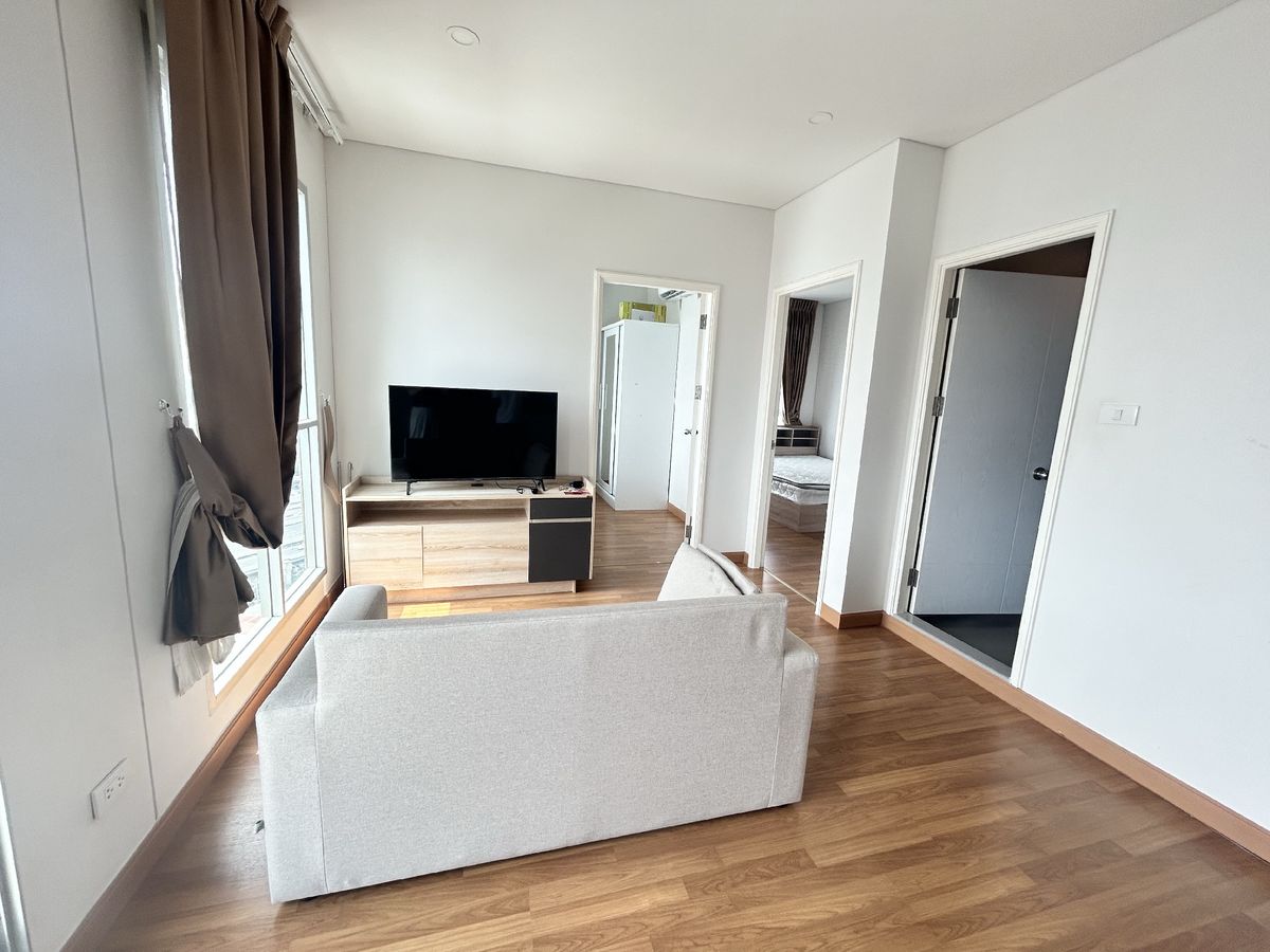 For RentCondoRama3 (Riverside),Satupadit : Rental of Lumpini Place, Ratchada Sathu, corner room 39 sqm, 2 bedrooms, 1 water ready to move in.