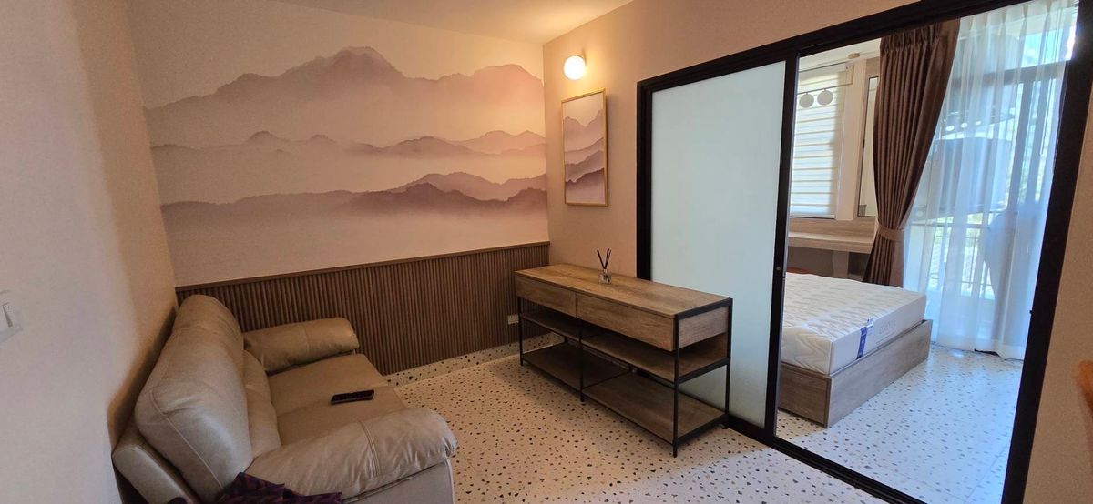 ให้เช่าคอนโดสีลม ศาลาแดง บางรัก : 🔥For rent Available on 17/04/25 🔥 Condo Pipat Place Silom Soi.3 type 1 bedroom  📍Near BTS Chong Nonsi ✅Line : @livingperfect