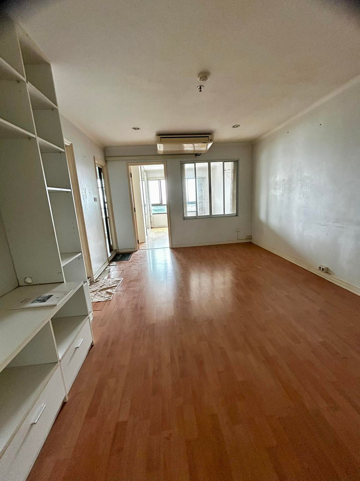 For SaleCondoOnnut, Udomsuk : Big, beautiful room, new renovated Very good price.