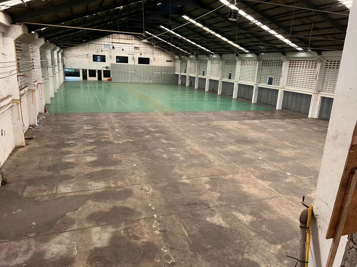 For RentWarehouseRathburana, Suksawat : Rent a 3,000 sqm. Pay 600,000 in !!
