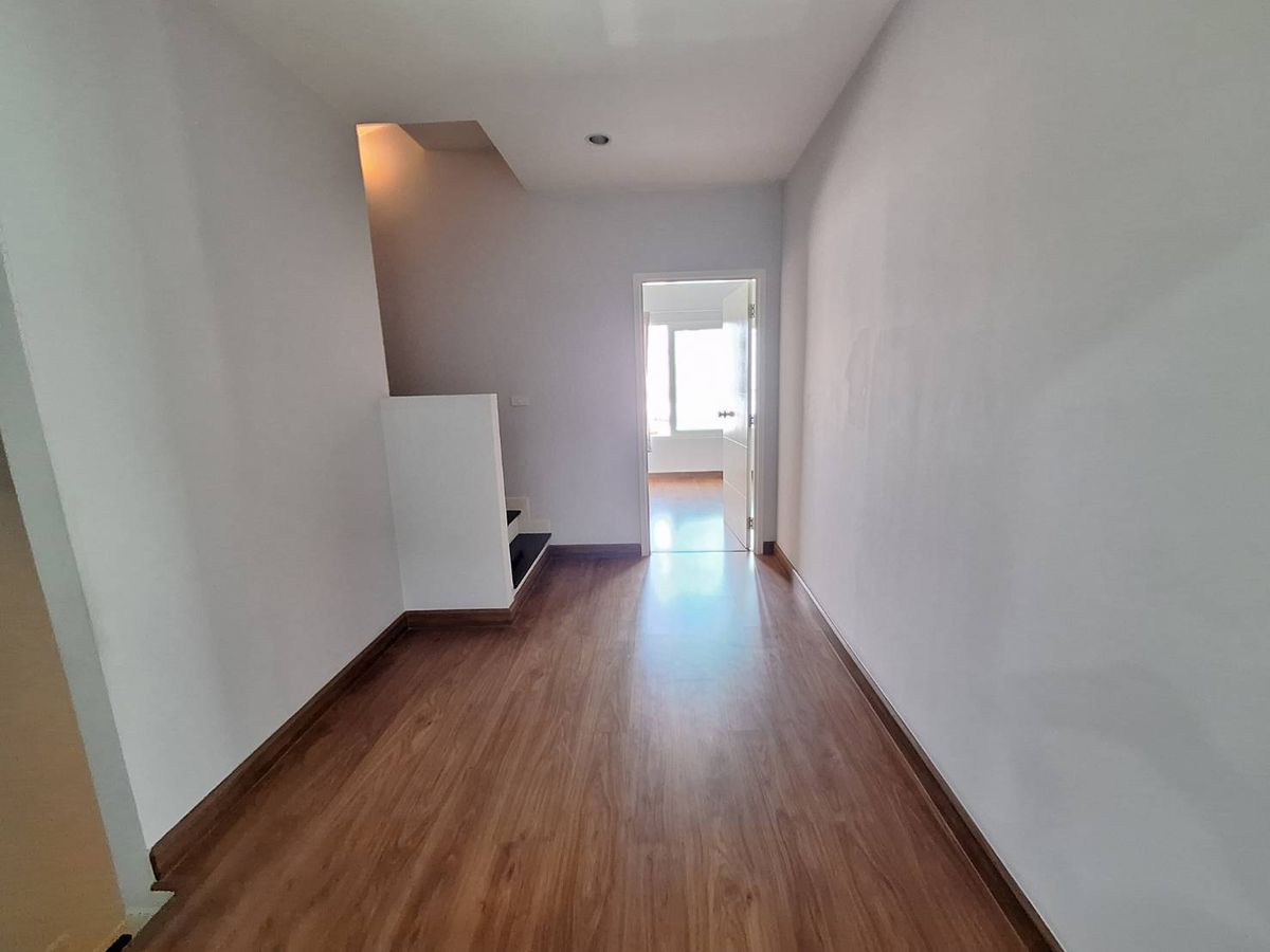 For SaleTownhomeEakachai, Bang Bon : 3 -storey homes for sale, price not more than 4 million, exclusive, Sathorn Kalapapruek, The Exclusive Sathon Kanlapapruek, area 21.4 sq.w.