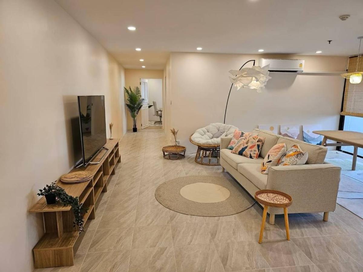 ให้เช่าคอนโดสุขุมวิท อโศก ทองหล่อ : Prestige Tower, 3 bed, 50000 per month