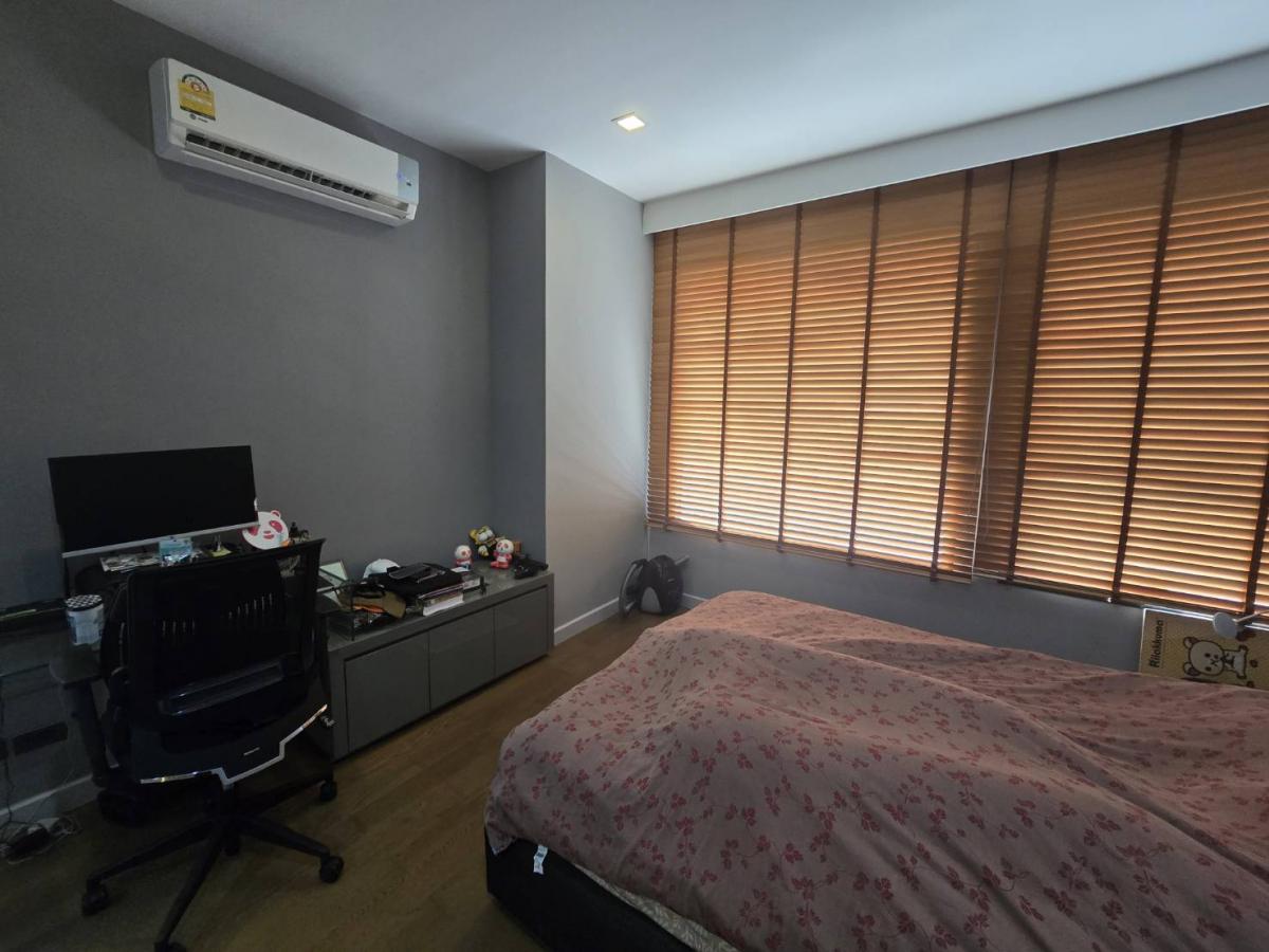 For SaleCondoRatchathewi,Phayathai : M Phayathai condo, 1 bedroom, in the city center, near BTS/MRTOnly 8.2 million, with a swimming pool, fitness center, and complete facilities!