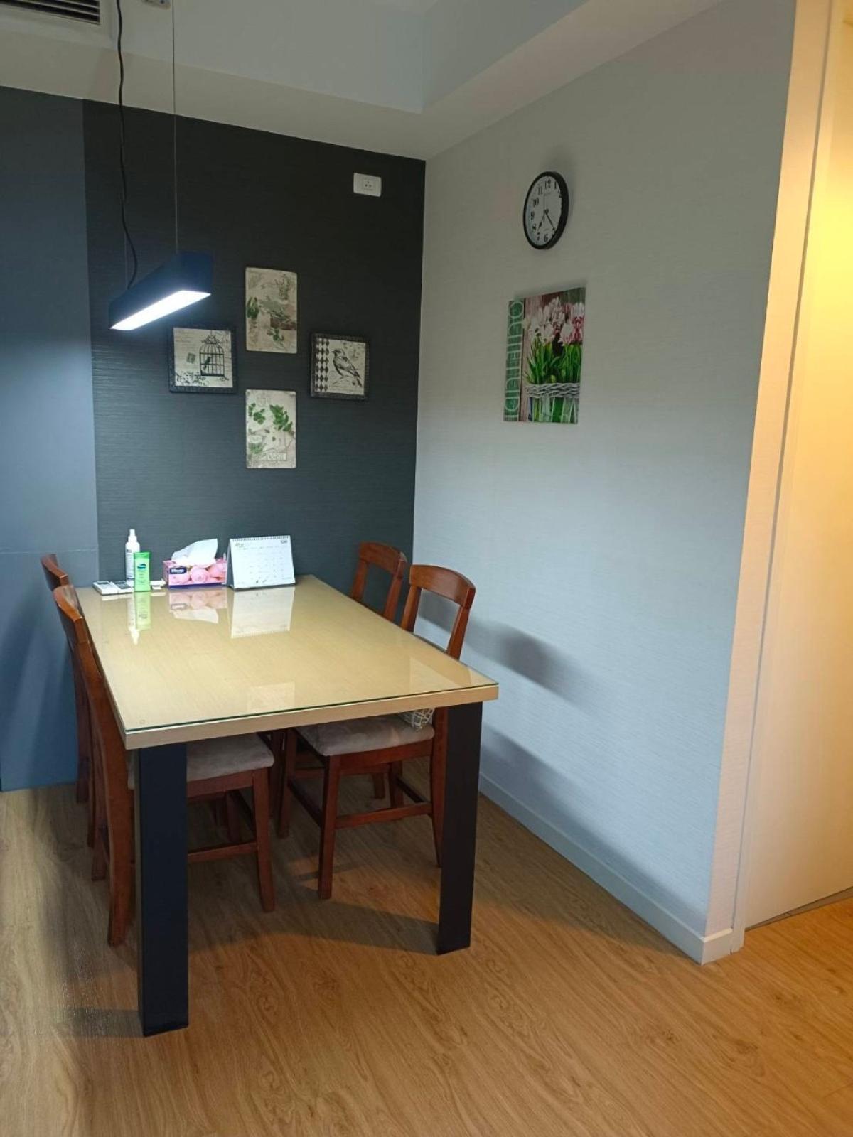 ขายคอนโดสีลม ศาลาแดง บางรัก : 03/04/2026, ขาย/เช่า คอนโด 2 ห้องนอน ใจกลางสีลม – Siamese Surawong 
ใกล้ BTS/MRT สามย่าน ราคาเริ่มต้น 8.49 ลบ. ฟรีสิ่งอำนวยความสะดวกครบ! 0642748883