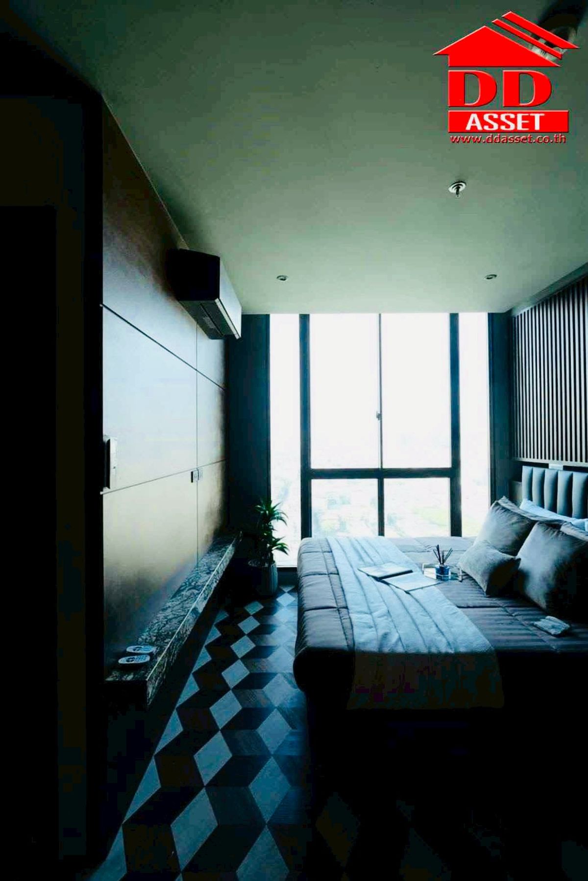 For SaleCondoRama9, Petchburi, RCA : Selling A Special ID Asoke- Ratchada A Space ID Asok- Ratchada Code: C8338